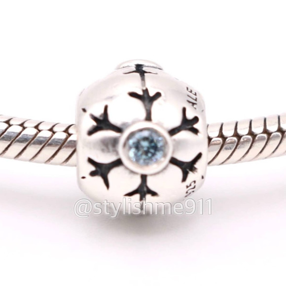 Authentic PANDORA Sterling Silver Crystalized Snowflake Blue CZ Charm - Picture 2 of 10